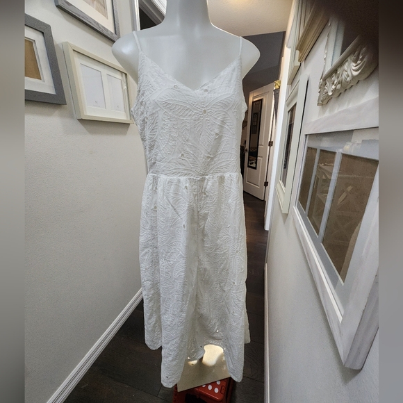 Dress - Picture 3 of 5